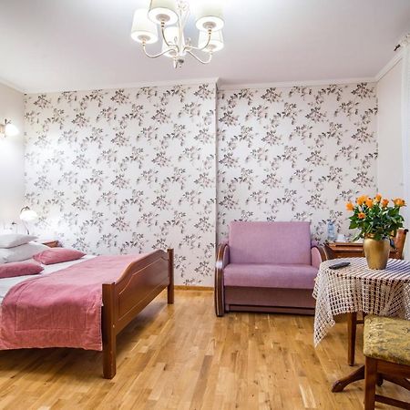 Pokoje Ksiezycowe Przy Rynku Kazimierz Dolny Esterno foto